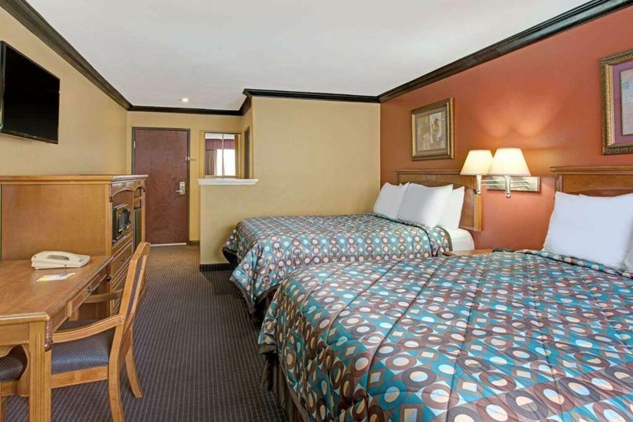Quality Inn & Suites Sacramento Eksteriør billede