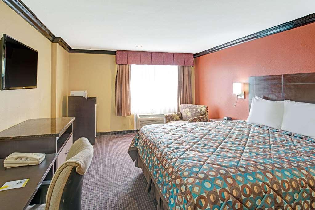 Quality Inn & Suites Sacramento Eksteriør billede