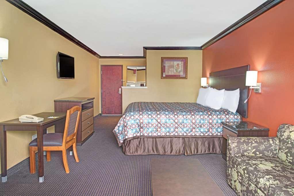 Quality Inn & Suites Sacramento Eksteriør billede