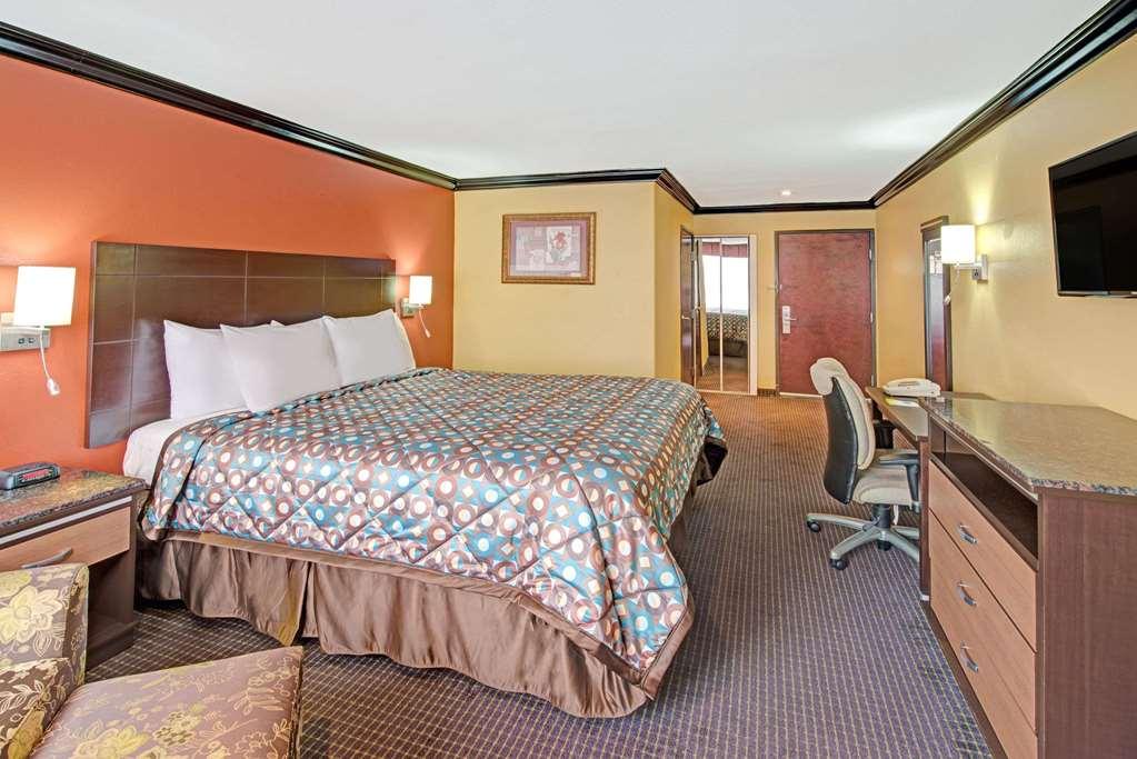 Quality Inn & Suites Sacramento Eksteriør billede