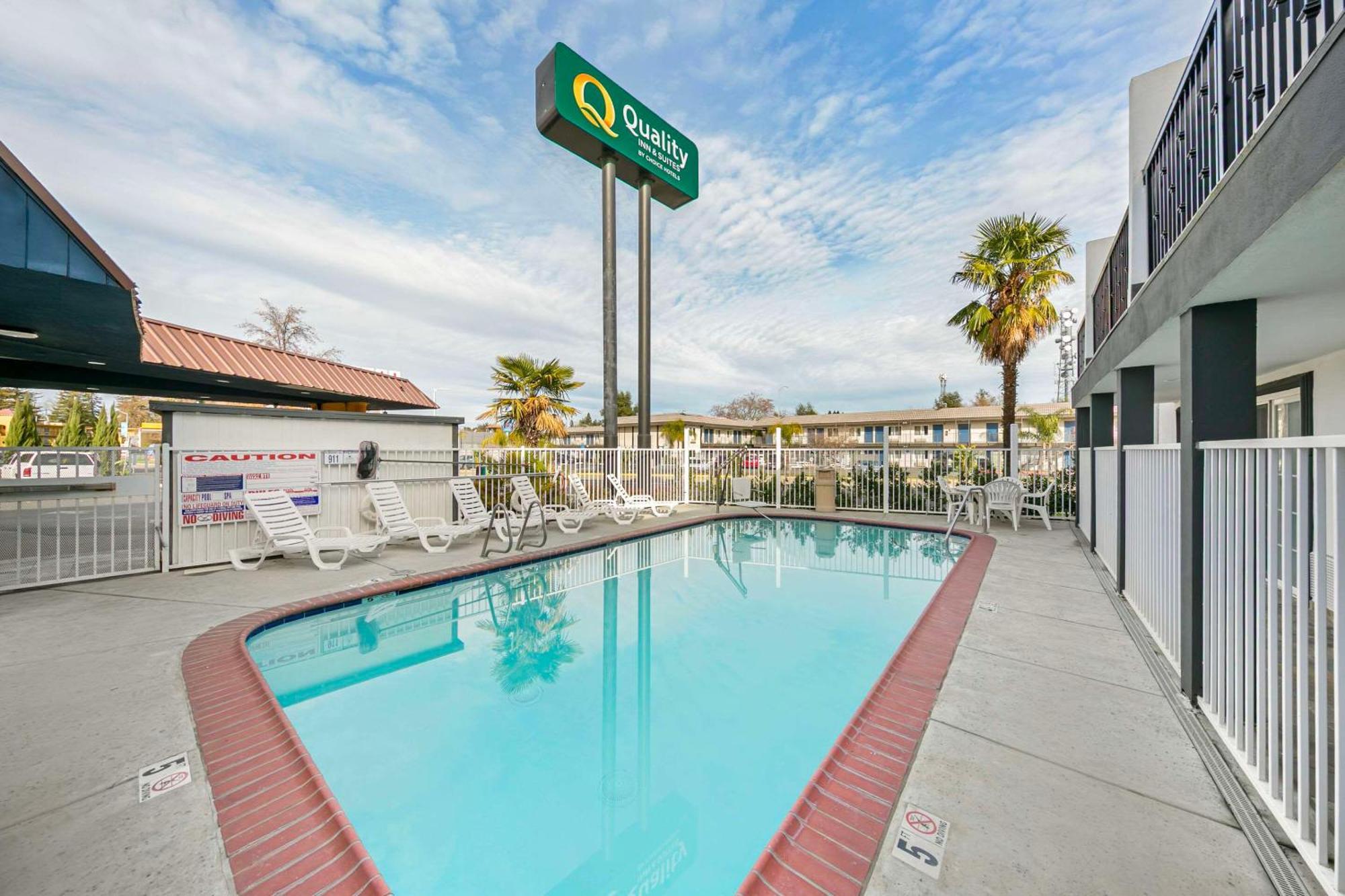 Quality Inn & Suites Sacramento Eksteriør billede